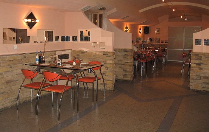 фотоснимок помещения для мероприятия Кафе Таверна SW на 2 зала мест Краснодара